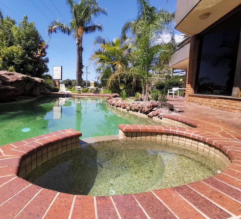 Lakeside Inn Wollongong Primbee Luaran gambar