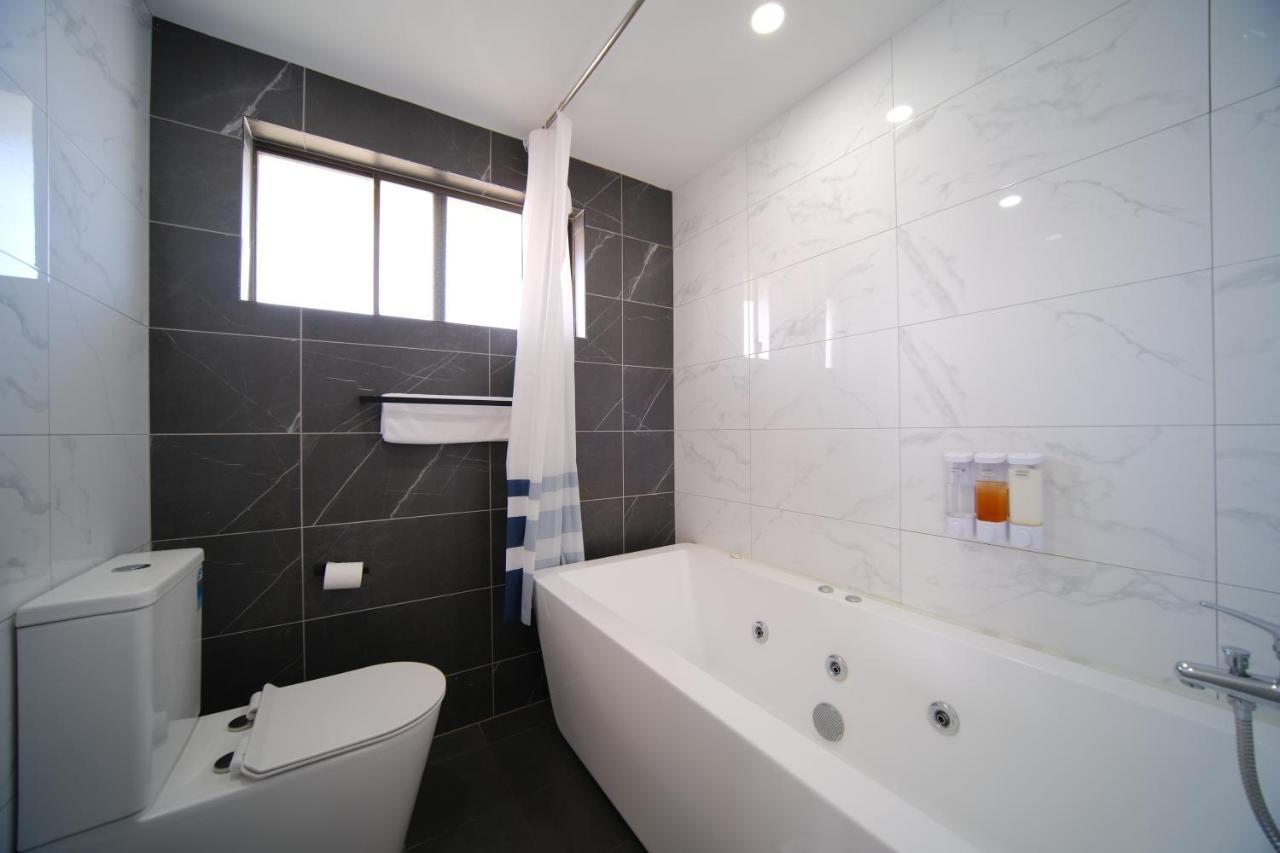Lakeside Inn Wollongong Primbee Luaran gambar