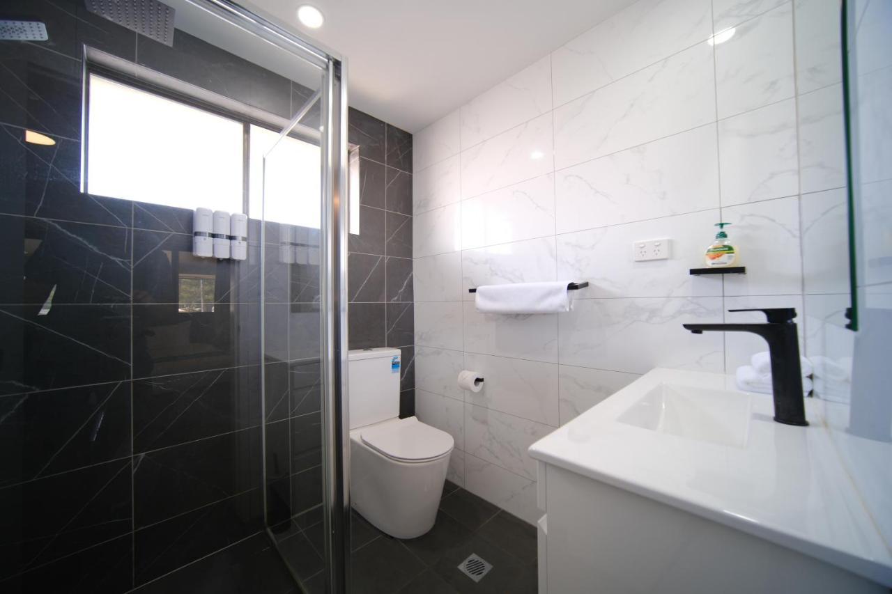 Lakeside Inn Wollongong Primbee Luaran gambar