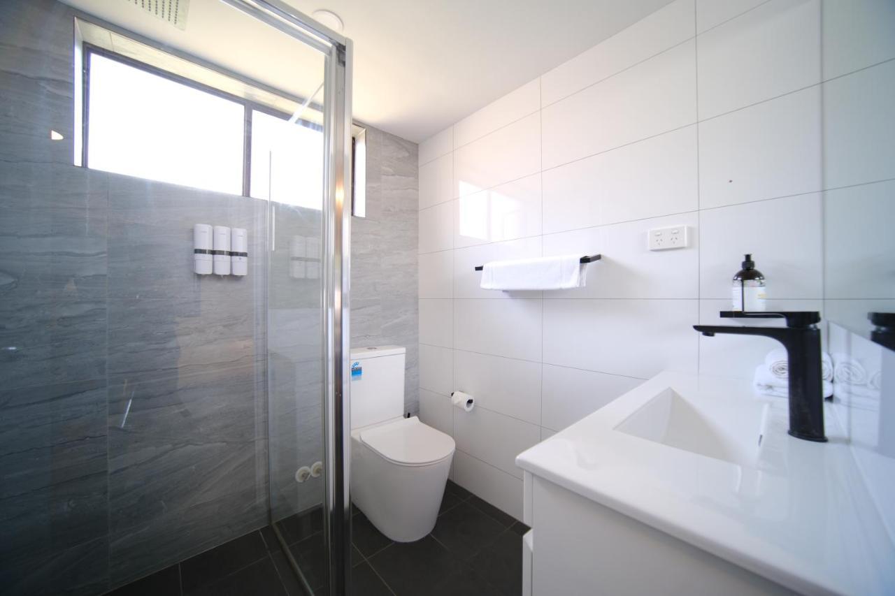 Lakeside Inn Wollongong Primbee Luaran gambar