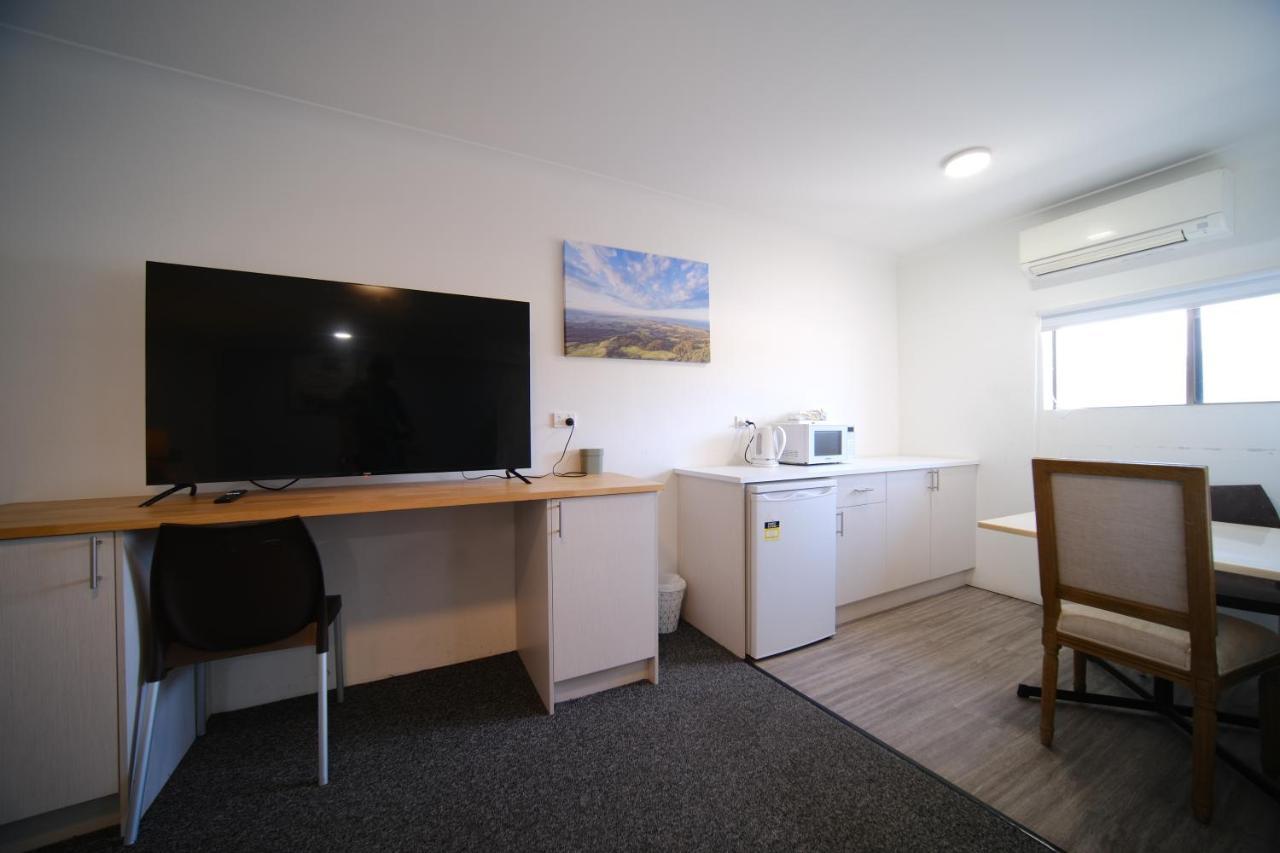 Lakeside Inn Wollongong Primbee Luaran gambar